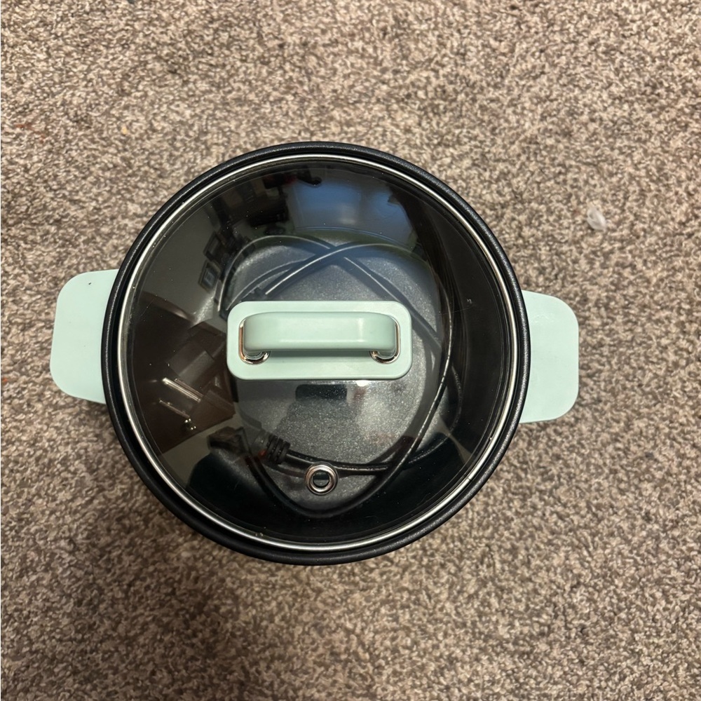 Mint Green Cookware Pot with Lid